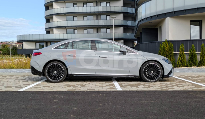 Mercedes-Benz EQE 300