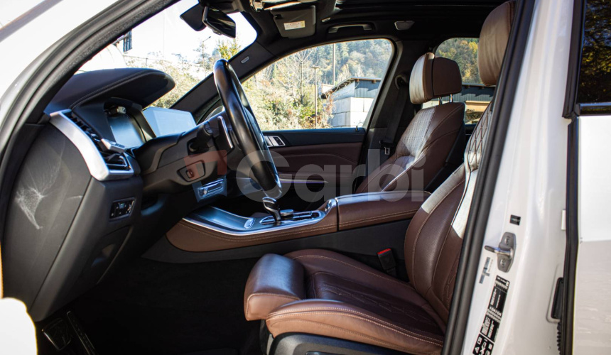 BMW X5 xDrive 40d Msport, Laser, Vzduch, Webasto, Masáž, Pano, Bowers Wilkins, DPH