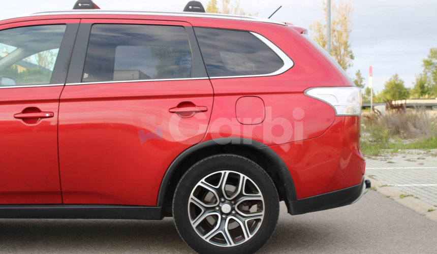 Mitsubishi Outlander 2.2 DI-D Intense + A/T