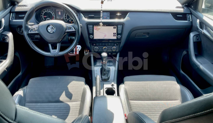 Škoda Octavia Combi 2.0 TDI DPF RS DSG