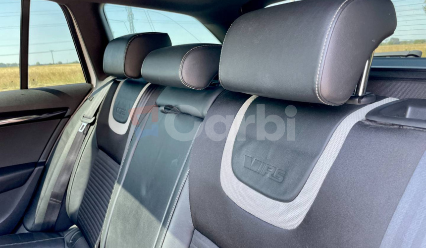 Škoda Octavia Combi 2.0 TDI DPF RS DSG