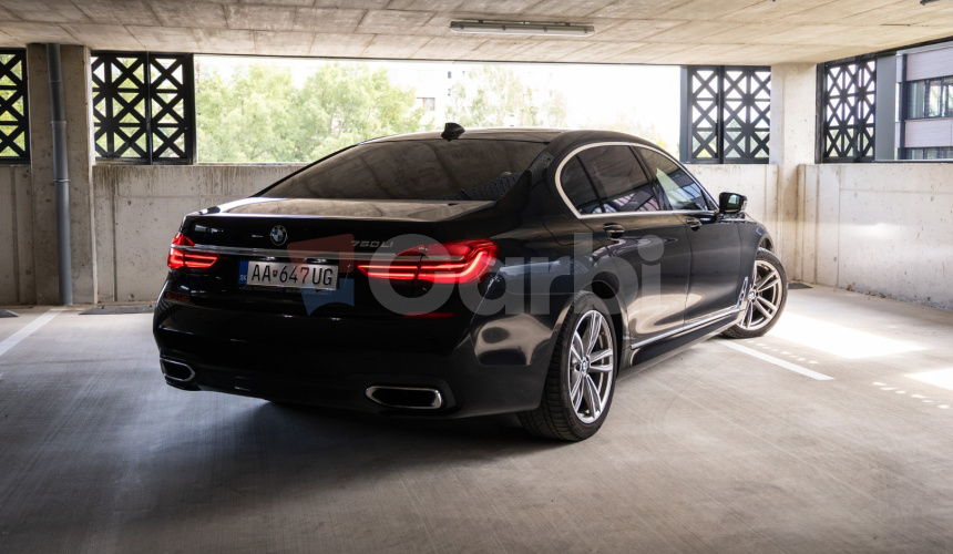 BMW Rad 7 750Li xDrive A/T