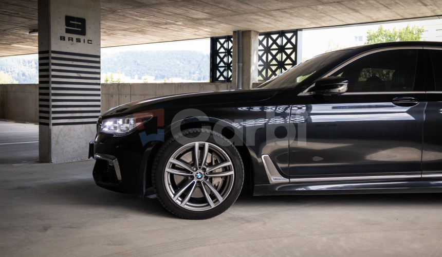 BMW Rad 7 750Li xDrive A/T