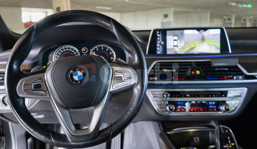 BMW Rad 7 750Li xDrive A/T