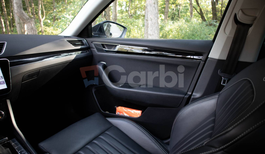 Škoda Superb 2.0 TDI SCR L&K 4x4 DSG