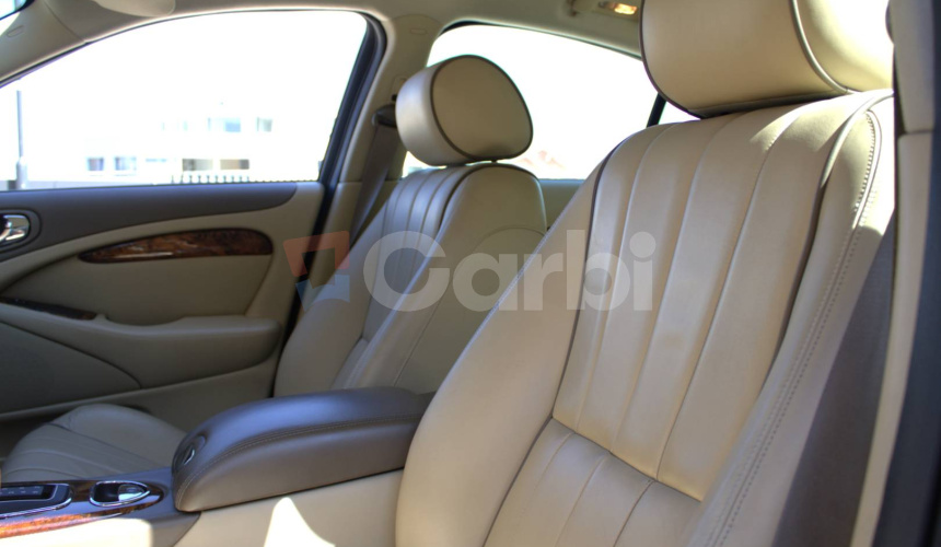 Jaguar S-Type 2.7 V6 Executive A/T