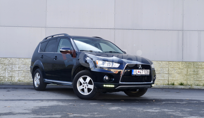 Mitsubishi Outlander MITSUBISHI