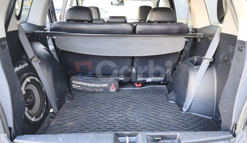 Mitsubishi Outlander MITSUBISHI