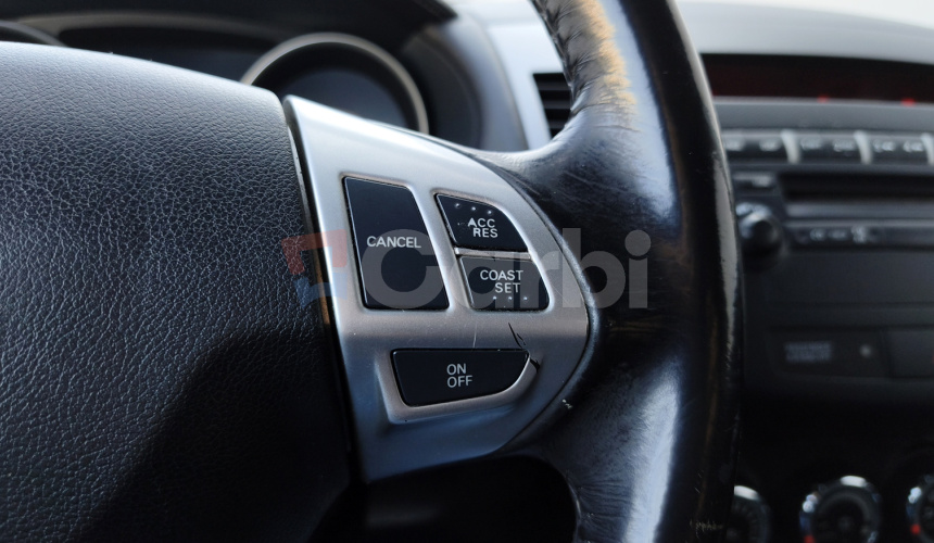 Mitsubishi Outlander MITSUBISHI