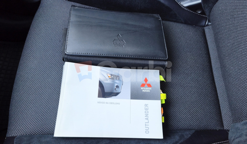 Mitsubishi Outlander MITSUBISHI