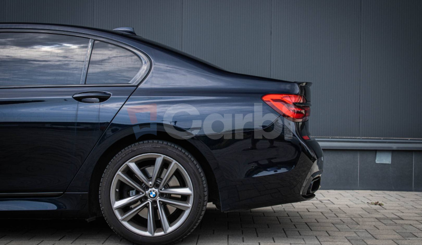 BMW Rad 7 740d xDrive Msport, HUD, Masáž, Softclose, Shadowline, Display Key, DPH