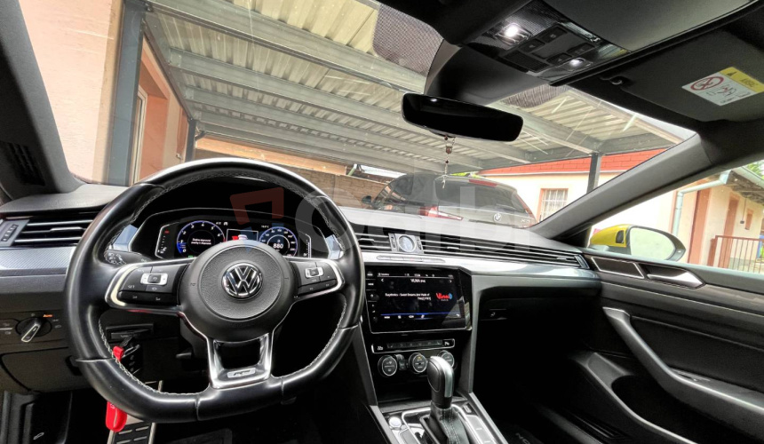 Volkswagen Arteon 2.0 TSI BMT R-Line DSG