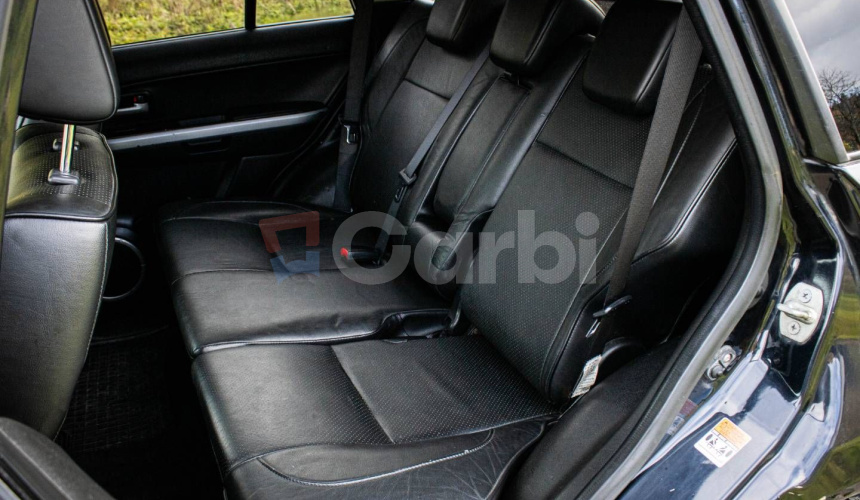 Suzuki Grand Vitara 1.9 DDIS, Strešné okno, ťažné zariadenie, kožené sedadlá, webasto