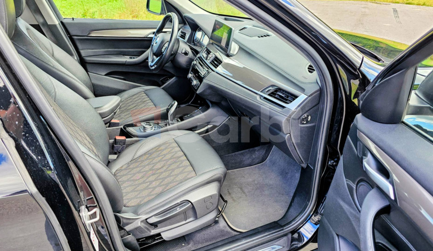 BMW X1 xDrive 20i A/T