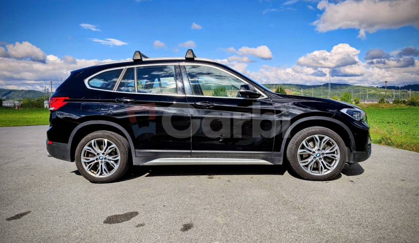 BMW X1 xDrive 20i A/T