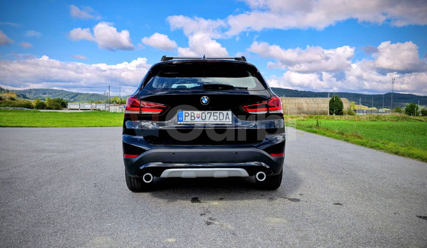 BMW X1 xDrive 20i A/T