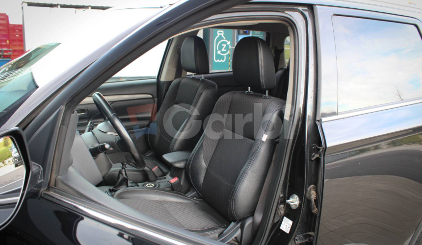 Mitsubishi Outlander 2.2 DI-D Intense, 110kW, M6, 7 miestne (2012 - 2015)