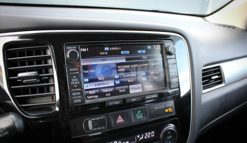 Mitsubishi Outlander 2.2 DI-D Intense, 110kW, M6, 7 miestne (2012 - 2015)