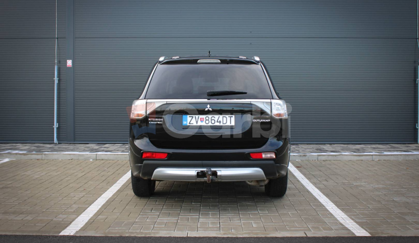 Mitsubishi Outlander 2.2 DI-D Intense, 110kW, M6, 7 miestne (2012 - 2015)