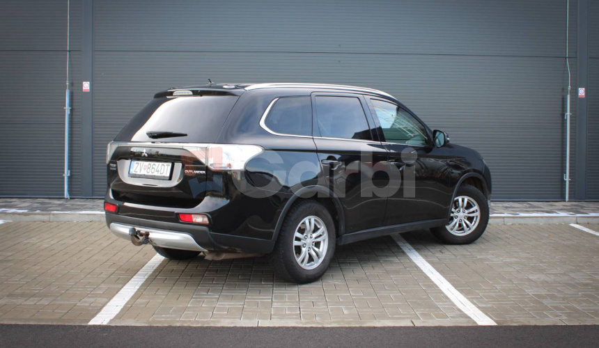 Mitsubishi Outlander 2.2 DI-D Intense, 110kW, M6, 7 miestne (2012 - 2015)