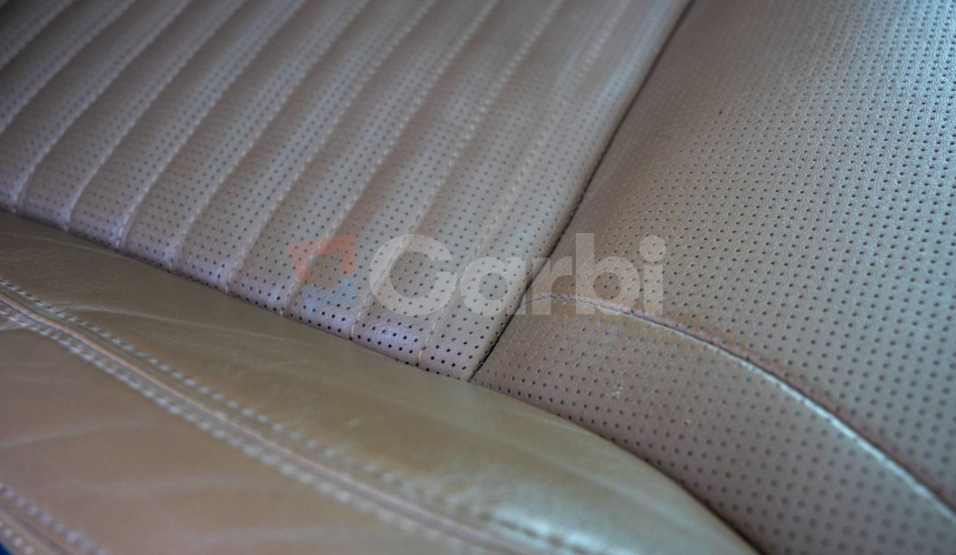 Land Rover Discovery 3.0 I6 D250 MHEV HSE AWD A/T 5+2