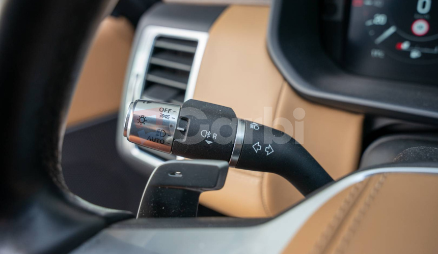 Land Rover Discovery 3.0 I6 D250 MHEV HSE AWD A/T 5+2