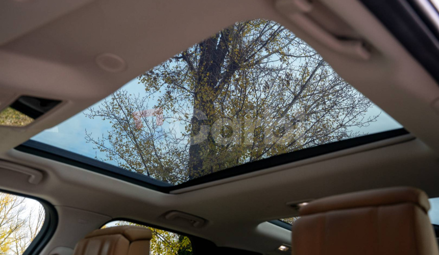 Land Rover Discovery 3.0 I6 D250 MHEV HSE AWD A/T 5+2