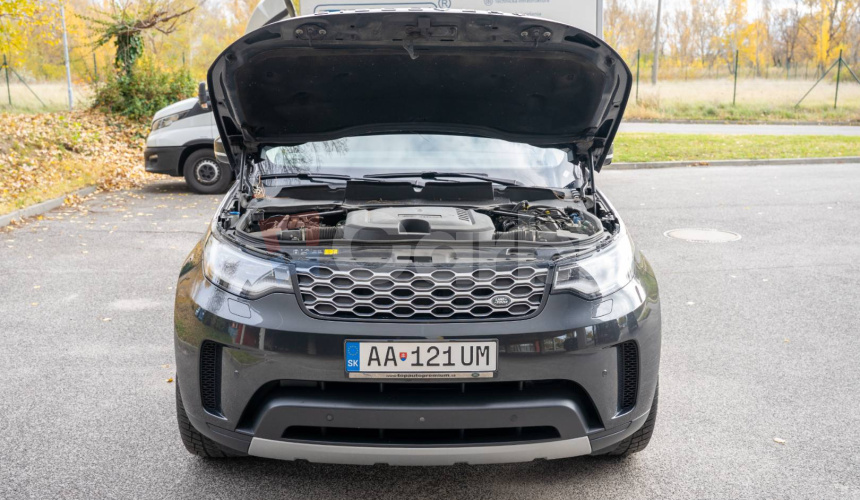 Land Rover Discovery 3.0 I6 D250 MHEV HSE AWD A/T 5+2