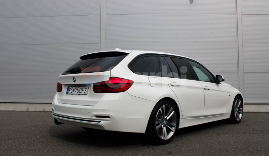 BMW Rad 3 320d EfficientDynamics Edition Sport Line A/T