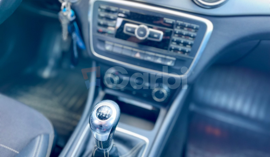 Mercedes-Benz CLA Kupé 180