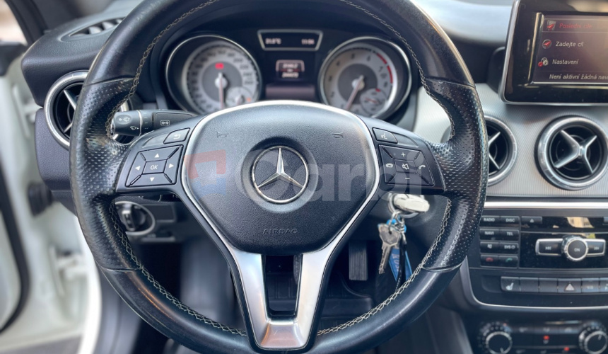 Mercedes-Benz CLA Kupé 180