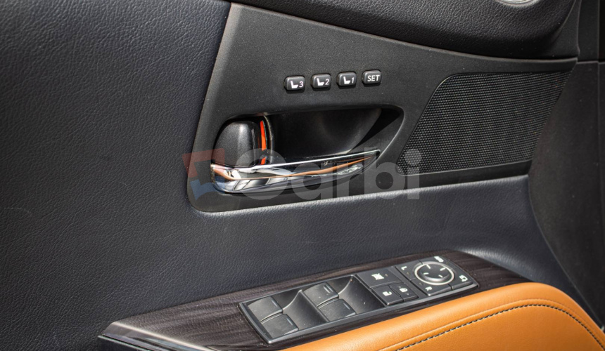 Lexus RX 450h Premium, Slovenské, Pravidelný servis, Strešné okno, ťažné, vzduch