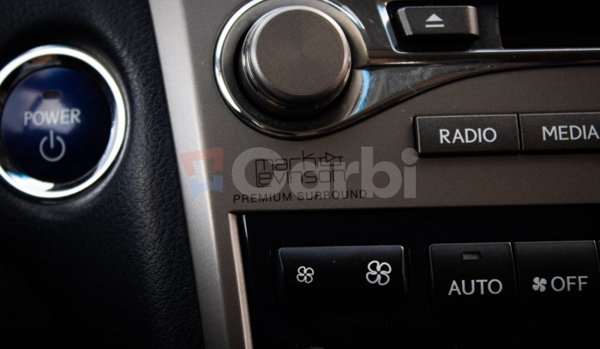 Lexus RX 450h Premium, Slovenské, Pravidelný servis, Strešné okno, ťažné, vzduch