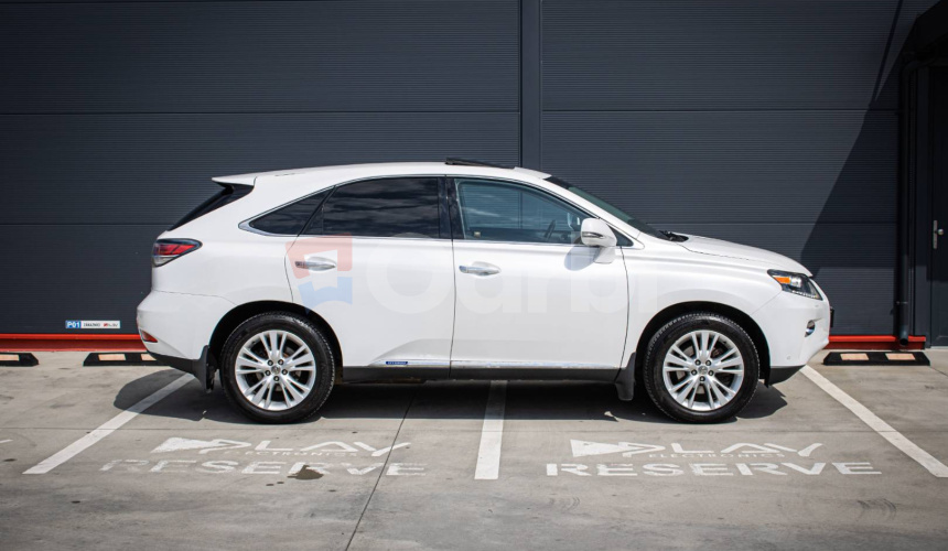 Lexus RX 450h Premium, Slovenské, Pravidelný servis, Strešné okno, ťažné, vzduch