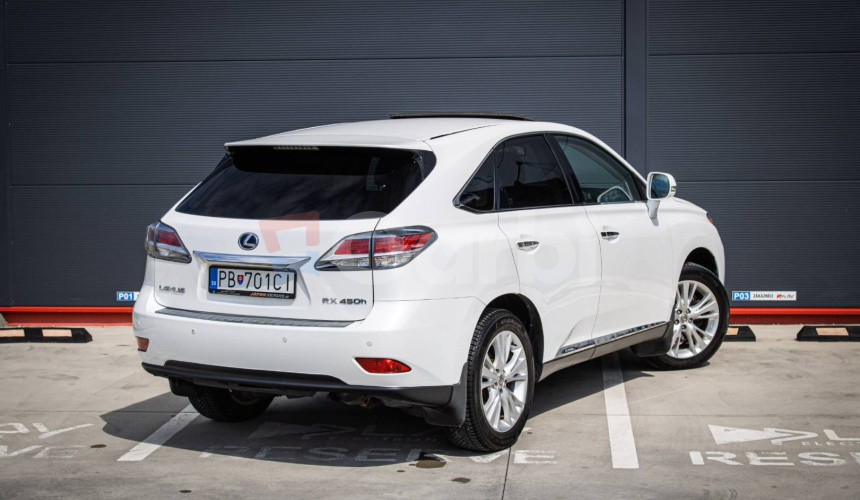 Lexus RX 450h Premium, Slovenské, Pravidelný servis, Strešné okno, ťažné, vzduch