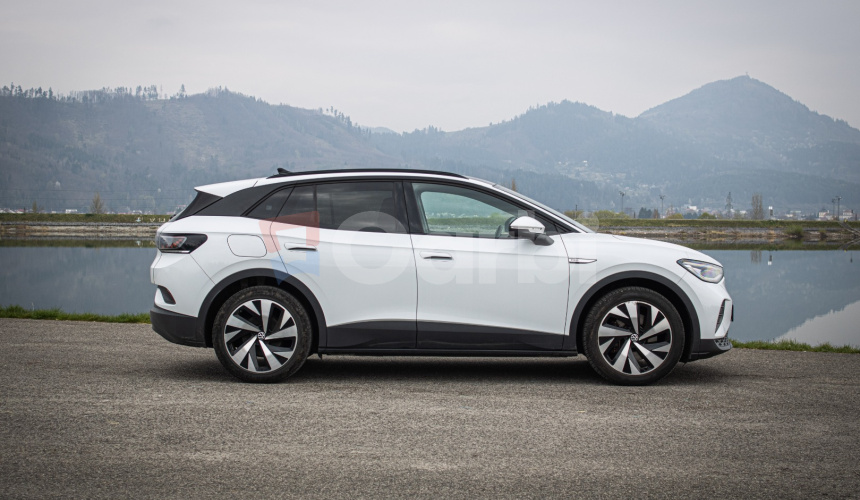 Volkswagen ID.4 PRO 92 SOH, IQ Light HUD, Kessy, Masáž, Panoráma, Asistenti, 360 kamera