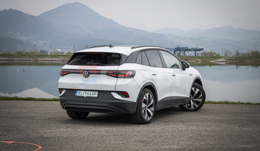 Volkswagen ID.4 PRO 92 SOH, IQ Light HUD, Kessy, Masáž, Panoráma, Asistenti, 360 kamera
