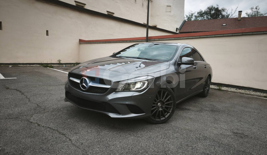 Mercedes-Benz CLA Kupé 220 CDI 4matic