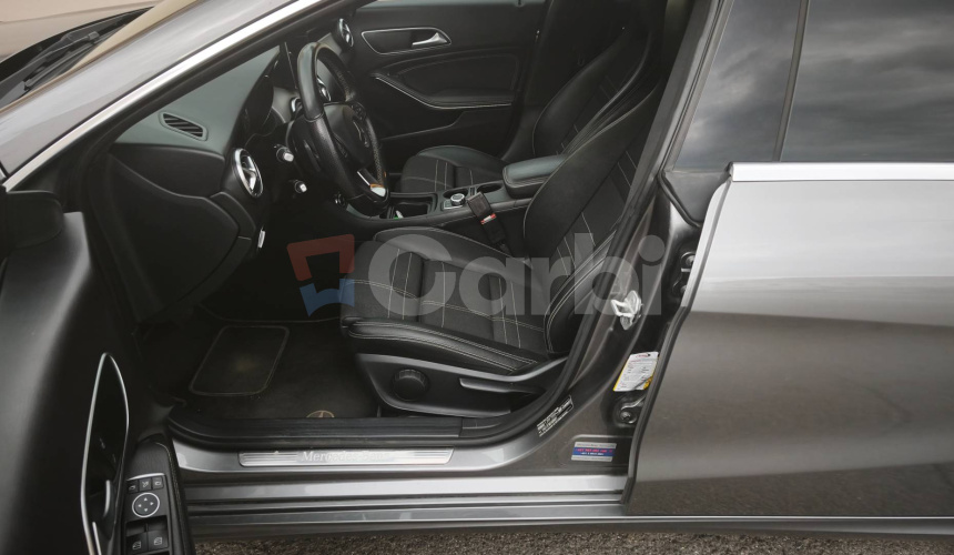 Mercedes-Benz CLA Kupé 220 CDI 4matic