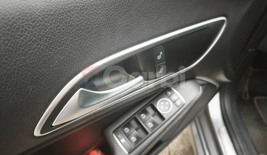Mercedes-Benz CLA Kupé 220 CDI 4matic