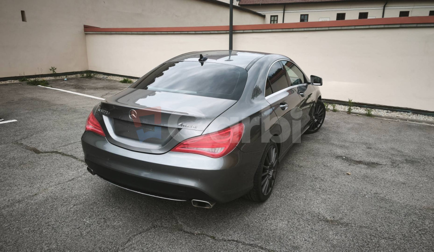 Mercedes-Benz CLA Kupé 220 CDI 4matic