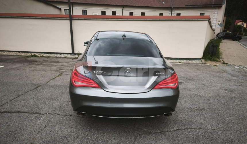 Mercedes-Benz CLA Kupé 220 CDI 4matic