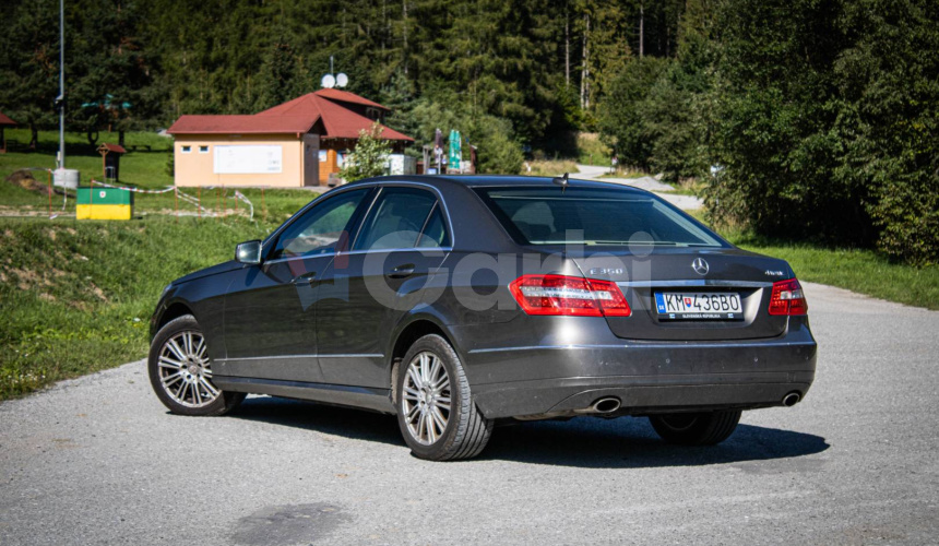 Mercedes-Benz E trieda Sedan 350 4Matic Benzín, bez vzduchu, Slovenské, Distronic +, Mŕtvy uhol