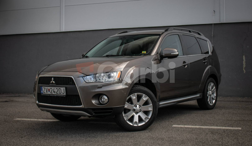 Mitsubishi Outlander 2.2 DI-D (177k) Instyle