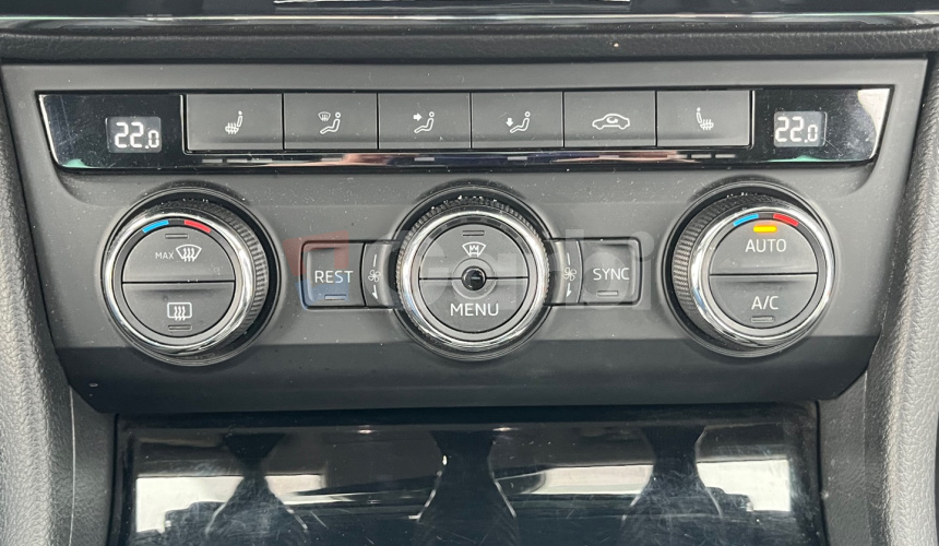 Škoda Superb Combi 2.0 TDI Style DSG