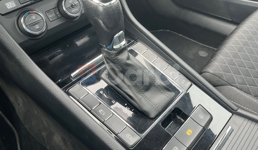 Škoda Superb Combi 2.0 TDI Style DSG