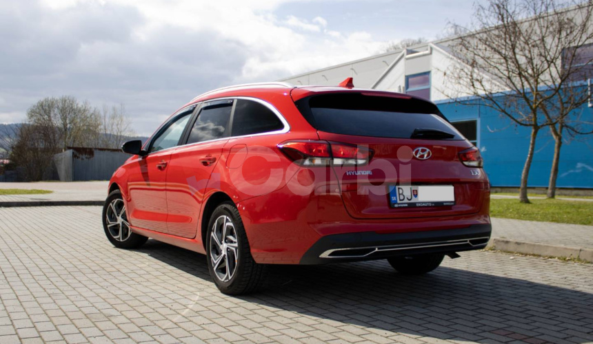 Hyundai i30 CW 1,5DPI Family