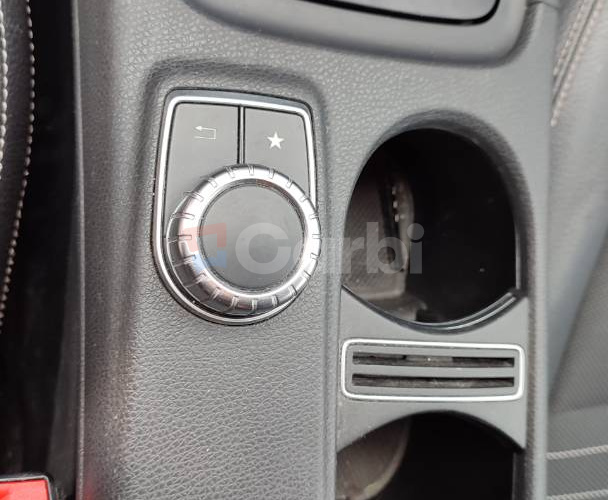 Mercedes-Benz CLA Shooting Brake SB 200 CDI URBAN A/T