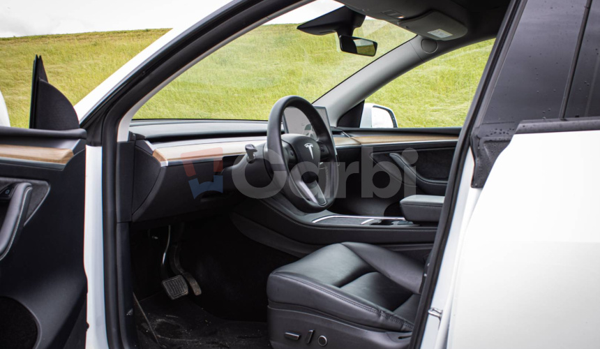 Tesla Model Y Long Range Ryzen, SOH 90%, Grok, Tepelné čerpadlo, Matrix LED, Dvojité sklá