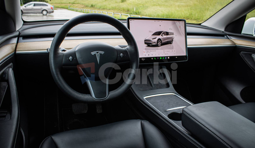 Tesla Model Y Long Range Ryzen, SOH 90%, Grok, Tepelné čerpadlo, Matrix LED, Dvojité sklá